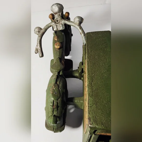 Vintage Cast Iron U.S Parcel Post Motorcycle With Detachable Rider Mail Man - Picture 8 of 10